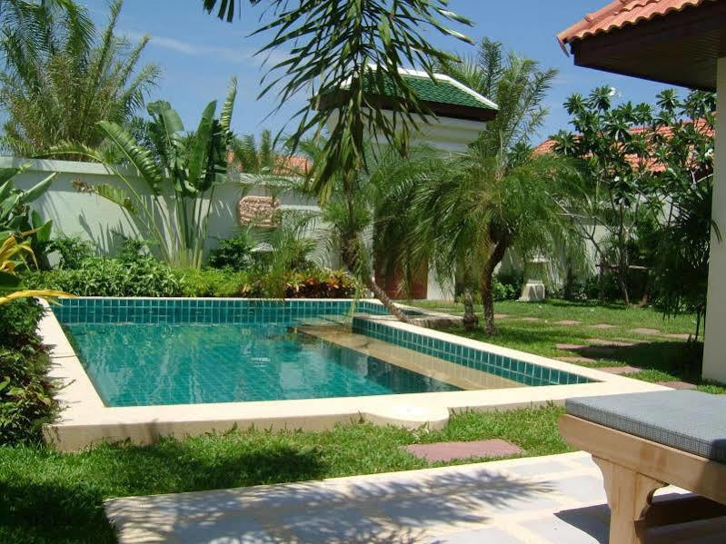 View Talay Villas Chonburi Bagian luar foto